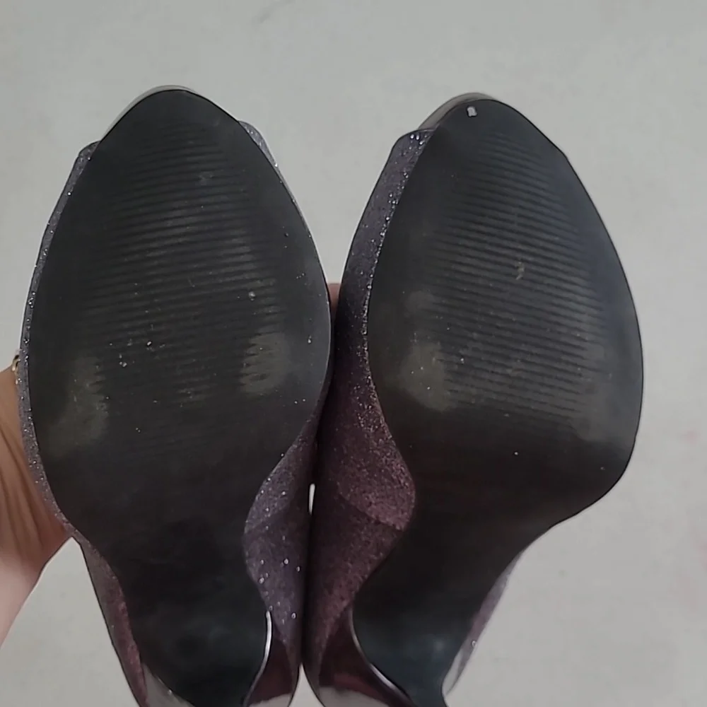Jacqueline Ferrar Dark Grey/Silver Glitter platform heels size 8